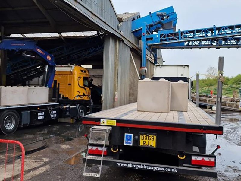 Offloading — Elite Precast Concrete