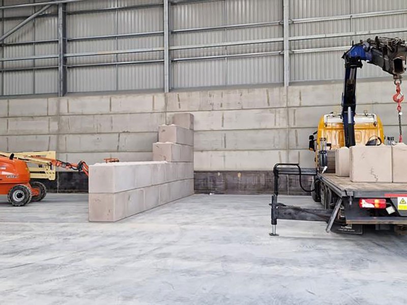 Offloading — Elite Precast Concrete