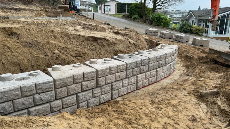 Retainer Rock — Elite Precast Concrete