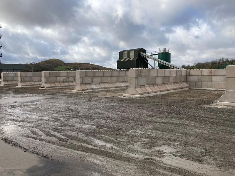 Long runs of Legato block bay walls at an aggregates processing plant