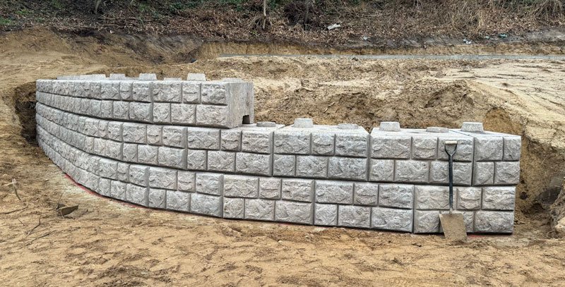 Cobblestone or Liscio Stone – Choosing the right Retainer-Rock® face for your UK project