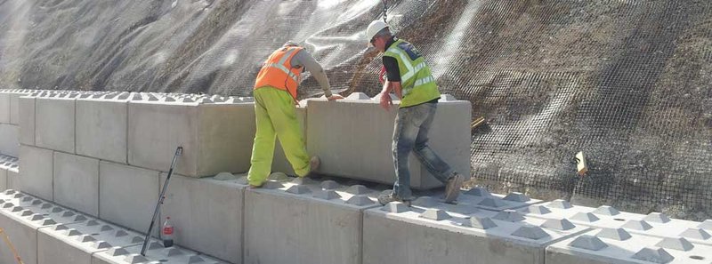 Interlocking Concrete blocks for retaining wall structures