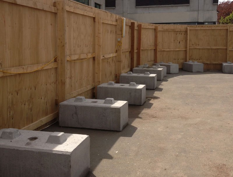 Kentledge for above ground fencing / hoarding