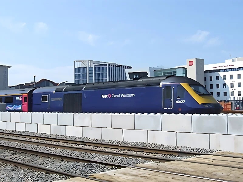 Putting Safety First on Major Rail Projects with ALO Working