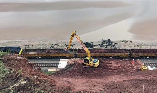 Landslip failure near Lydney leads to emergency works