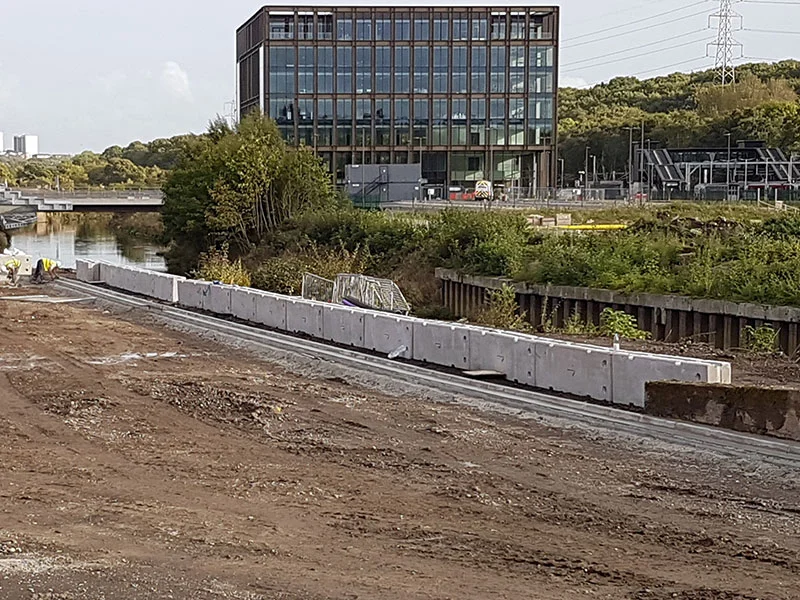 Why Choose Strada-TVCB (Temporary Vertical Concrete Barriers) for This Application?